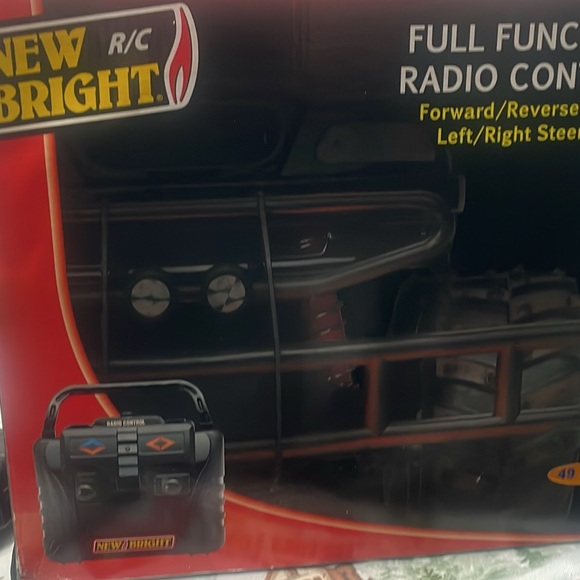 New Bright Remote Control Car - Picture 4 of 10